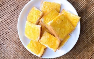 Bánh Mì Trứng Sữa Nướng – Thơm Ngọt, Mềm Ẩm Hấp Dẫn