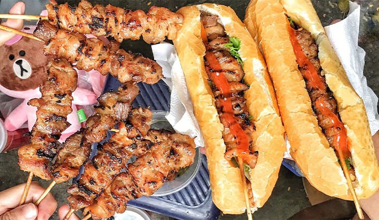 Bánh Mì Xiên Que