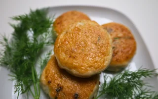 Hé Lộ Bí Quyết Làm Chả Cá Thịt Lợn Dai Giòn Sần Sật