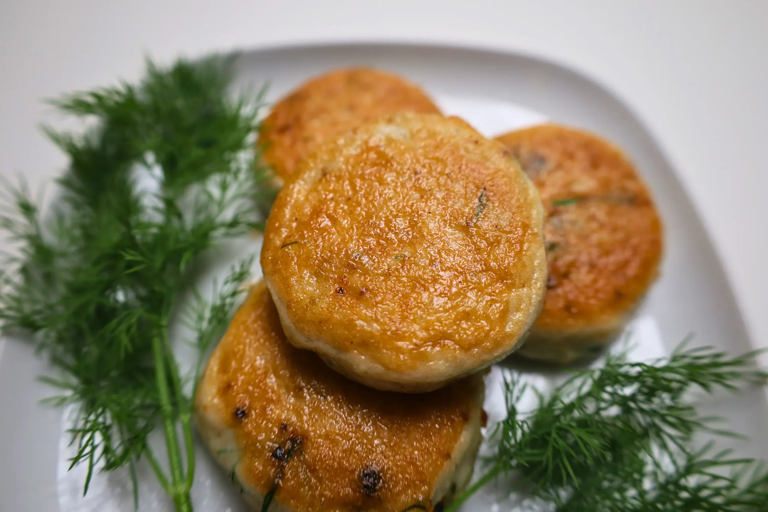 Bí Quyết Làm Chả Cá Thịt Lợn Dai Giòn Sần Sật, Thơm Ngon Chuẩn Vị Mẹ Nấu Tại Nhà