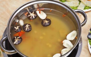 Cách Làm Nước Lẩu Gà Chuẩn Vị, Thơm Ngon Hơn Cả Ngoài Hàng!