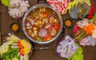 Cách Nấu Lẩu Thái Chua Cay Thơm Ngon, Đậm Đà Chuẩn Vị Tại Nhà