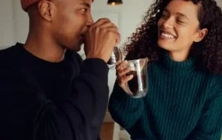 Americano là Cà Phê Gì? Giải Mã Thức Uống Đơn Giản, Tinh Tế Chuẩn Barista