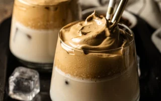 Bật Mí Cách Làm Cà Phê Bọt Biển Chuẩn Vị, Đánh Bay Mệt Mỏi 2026