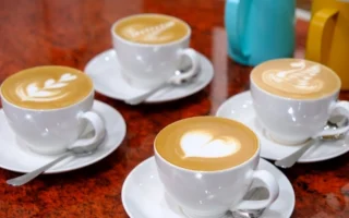 Cà Phê Latte 2026: Khám Phá Hương Vị Hoàn Hảo & Nghệ Thuật Độc Đáo