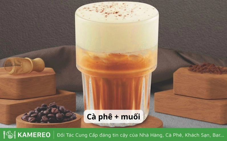 Cà phê muối là sự kết hợp độc đáo giữa muối tinh và cà phê