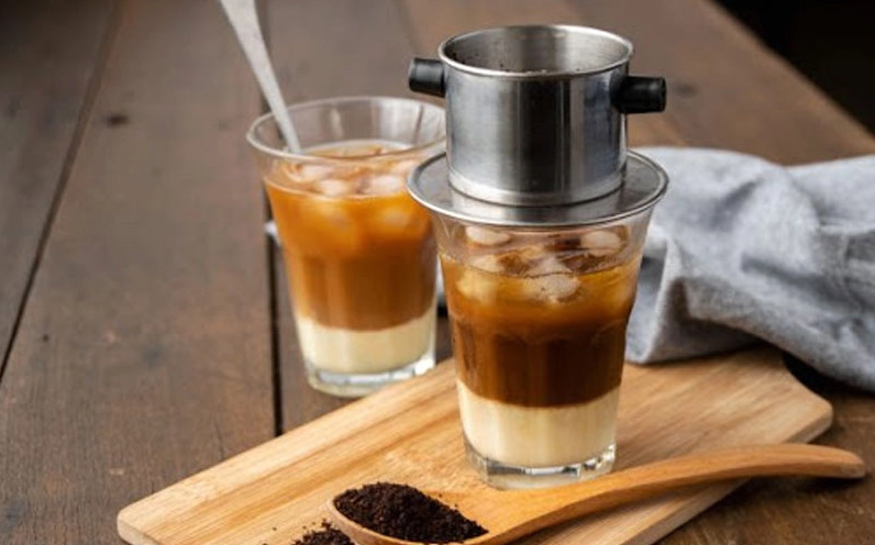 Cà phê sữa đá là gì? Hướng dẫn cách pha cà phê sữa đá thơm ngon