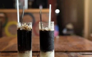 Cà Phê Sữa Đá: Niềm Tự Hào Việt, Đặc Sản Của Thành Phố Nào?