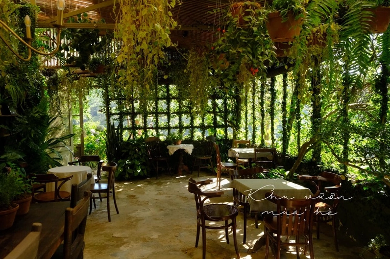 Khu Vườn Mùa Hè - 20 quán cafe Đà Lạt xinh đẹp, mộng mơ nhất 2026