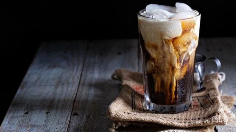 Lợi ích và cách uống cà phê sữa tươi đúng cách