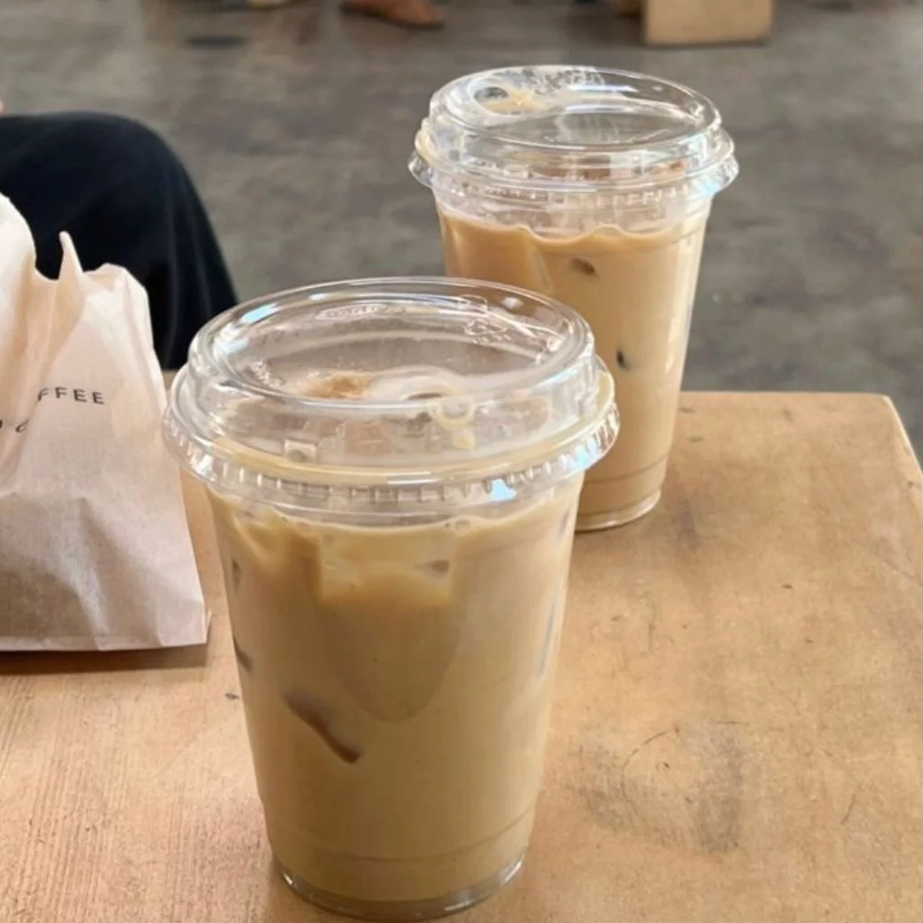 Những ly cà phê sữa đá đẹp với phong cách chụp ảnh ấn tượng